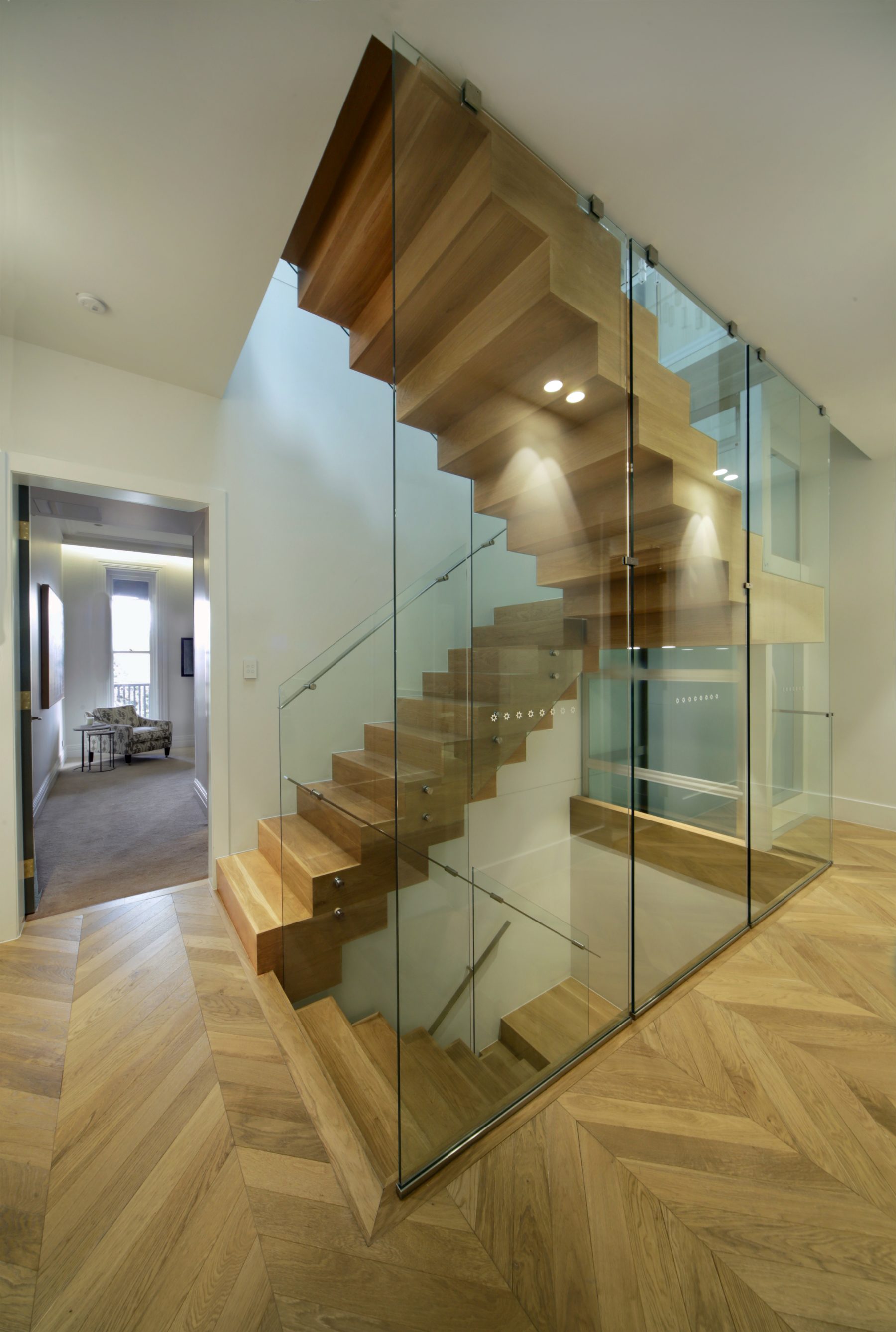 Safety Glass - why it's important » Blog » Viridian Glass